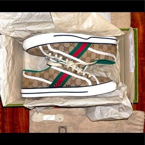 Gucci tennis shoes